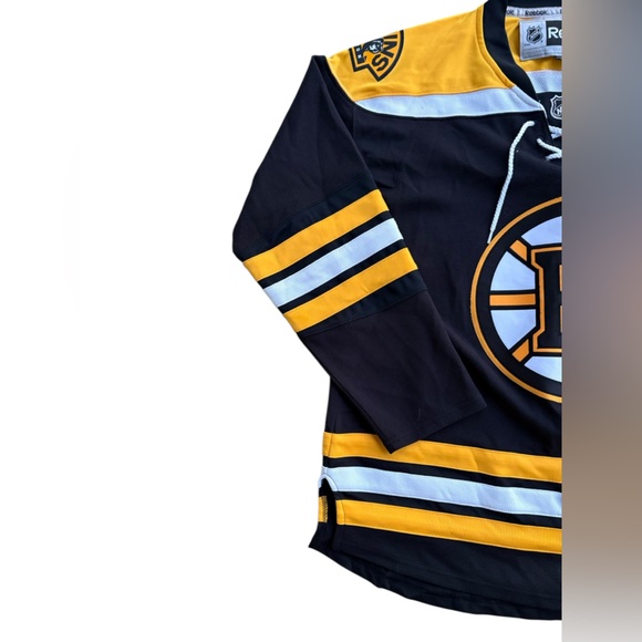 2014 Rebook Boston Bruins Home Jersey Size Medium - Picture 4 of 14